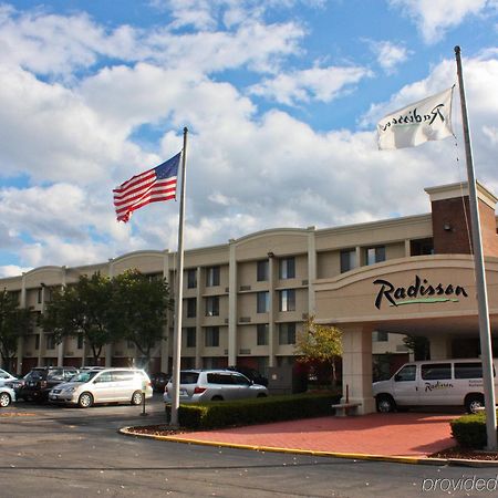 Radisson Rochester Airport Buitenkant foto